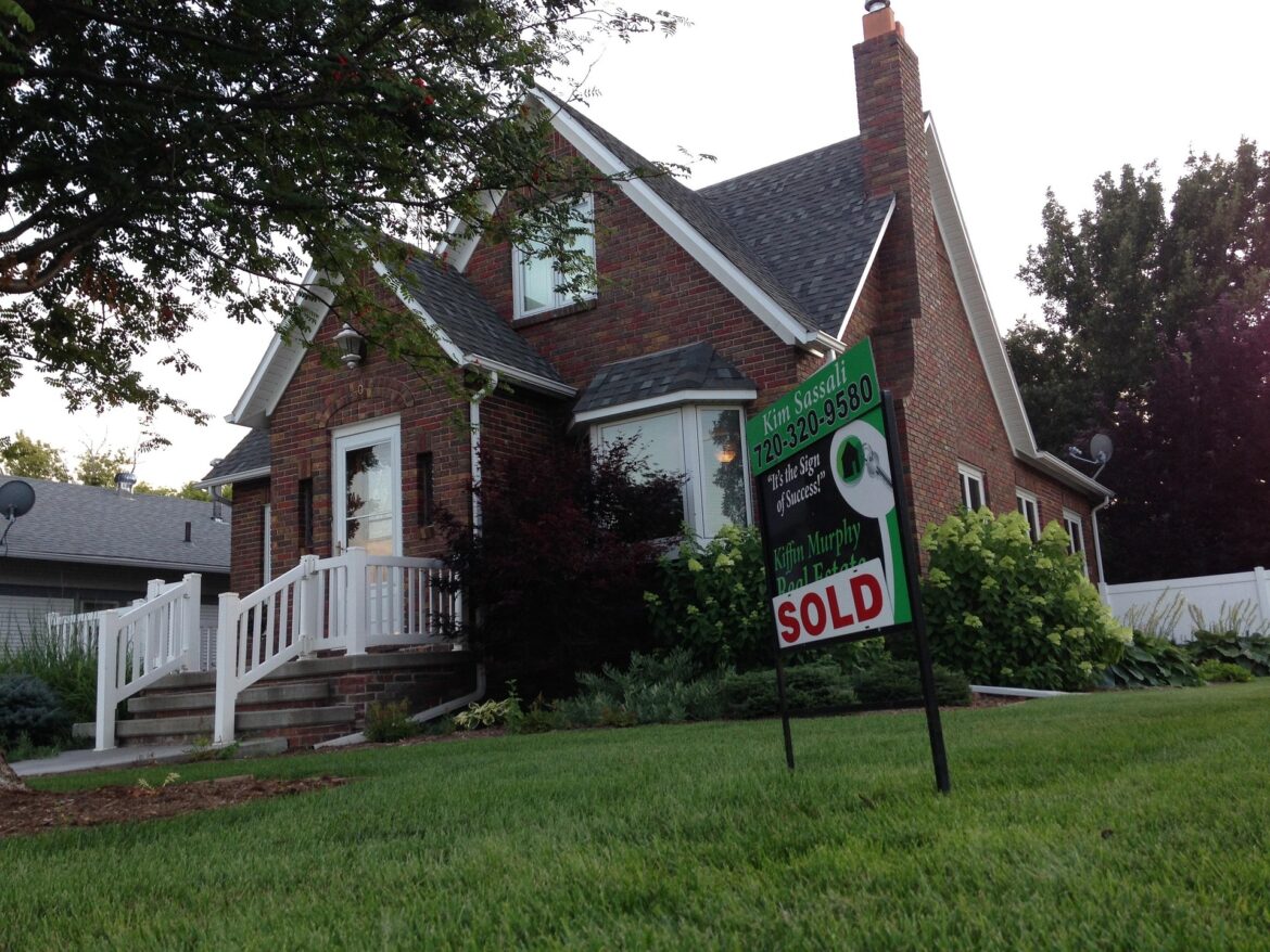 dscr loan vs mortgage